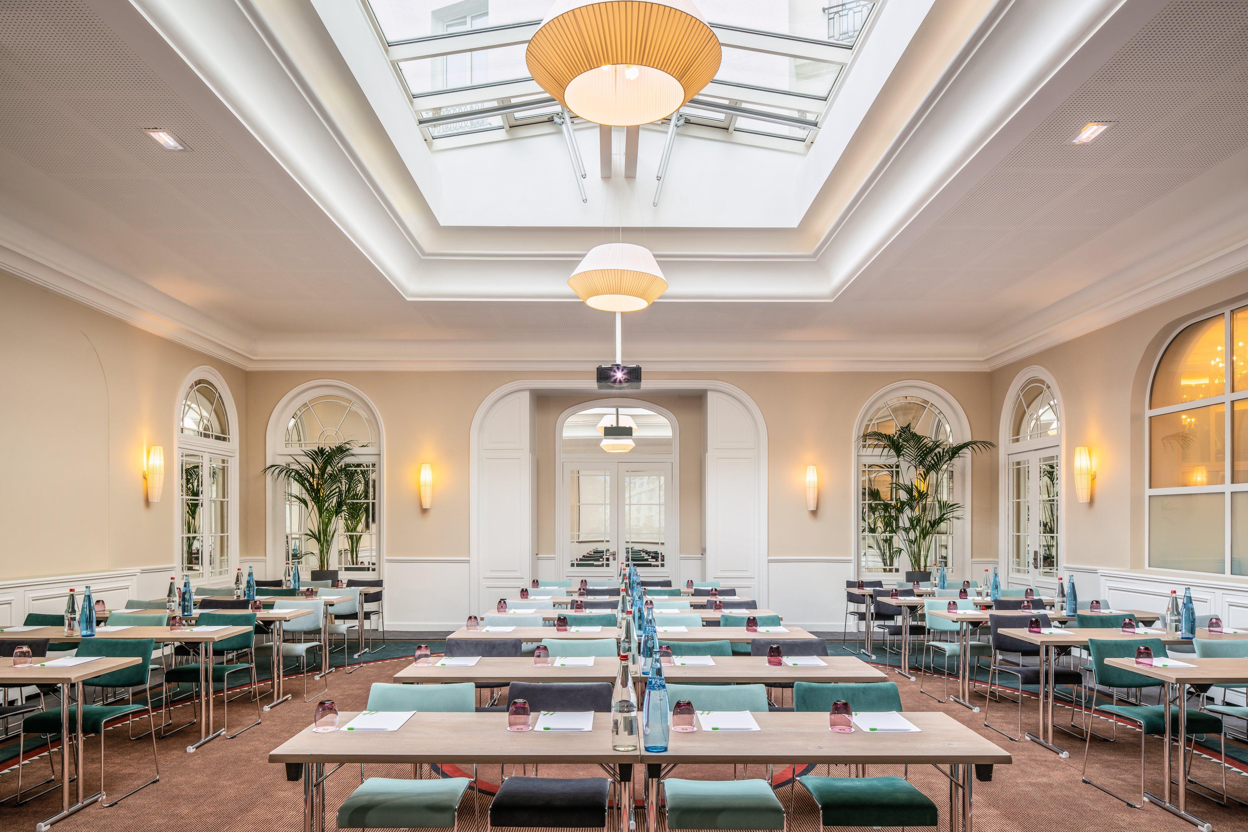 Holiday Inn Paris - Gare De Lyon Bastille By Ihg Ngoại thất bức ảnh