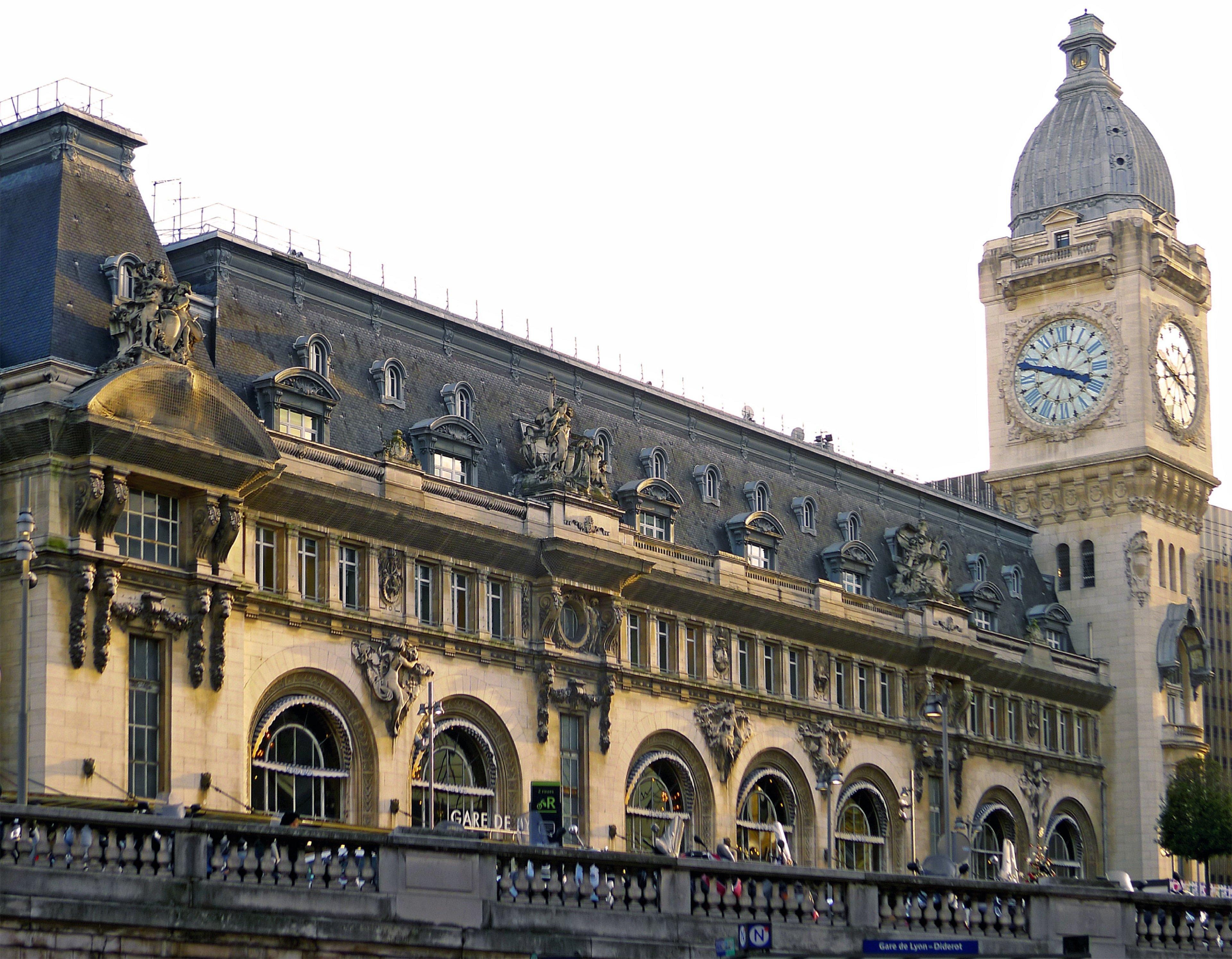 Holiday Inn Paris - Gare De Lyon Bastille By Ihg Ngoại thất bức ảnh